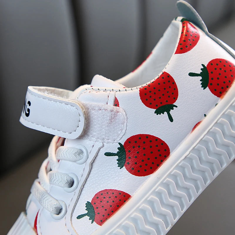 Hot sale pineapple strawberry spring and autumn new soft bottom girls children students casual non-slip PU leather sports shoes